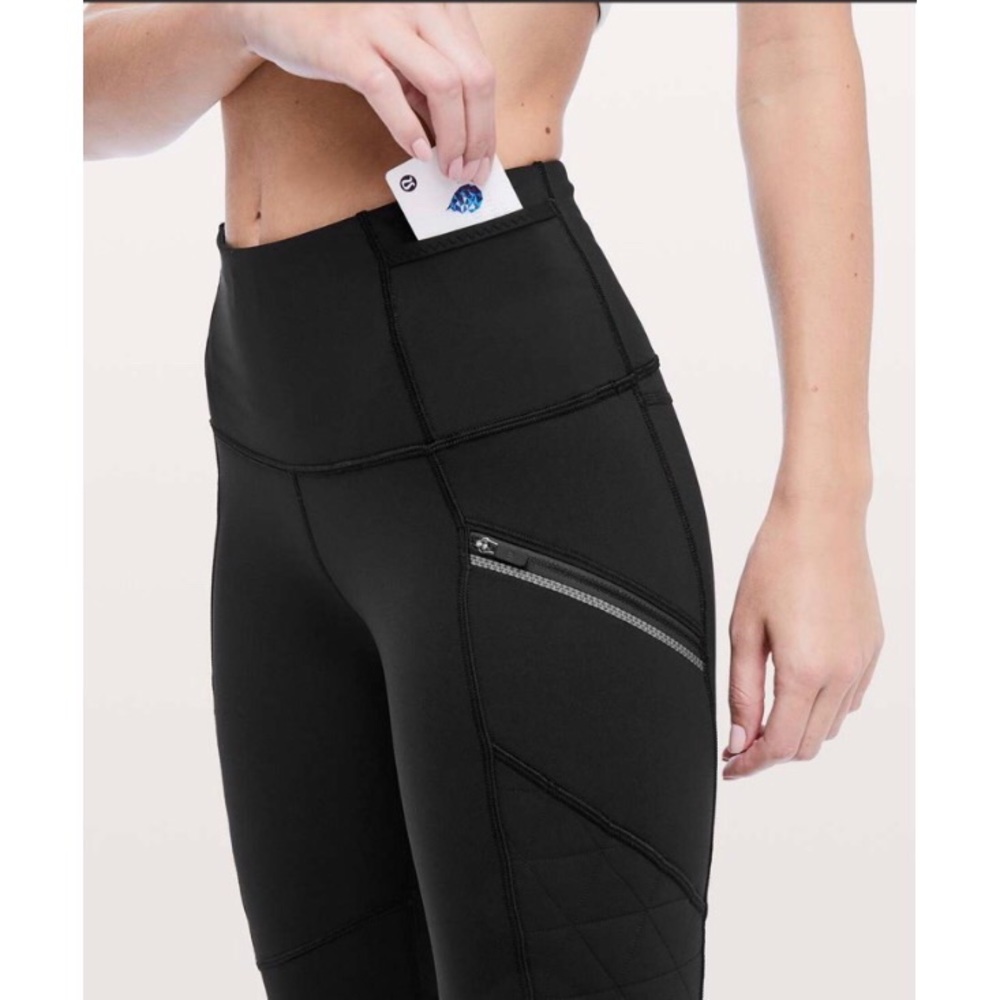 Lululemon Toasty Tech Tight II